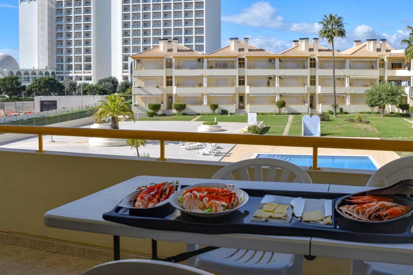 Vila Atlantida - Vilamoura-Quarteira Holiday Home - Beach At 250 Mts Ngoại thất bức ảnh